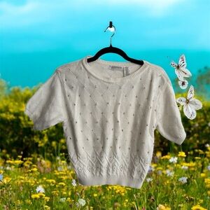 Liz Claiborne Cream Crew Neck Sweater